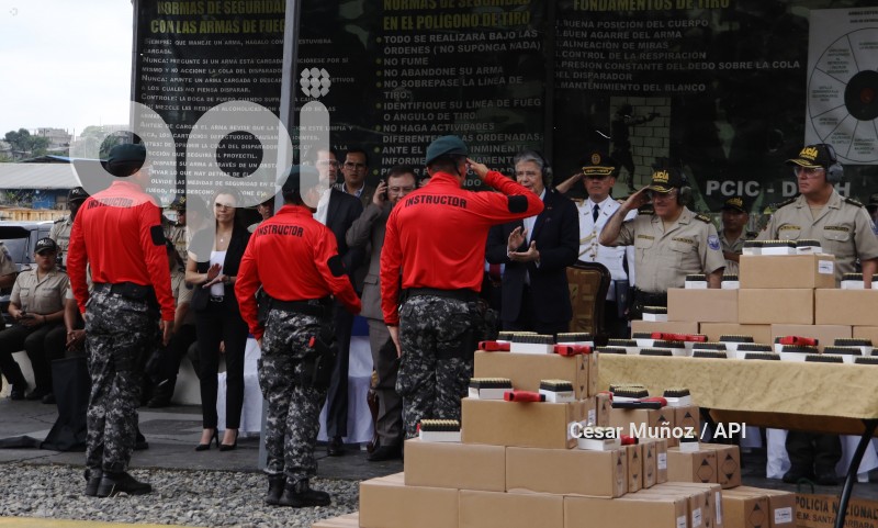 GYE-ENTREGA DE MUNICIONES