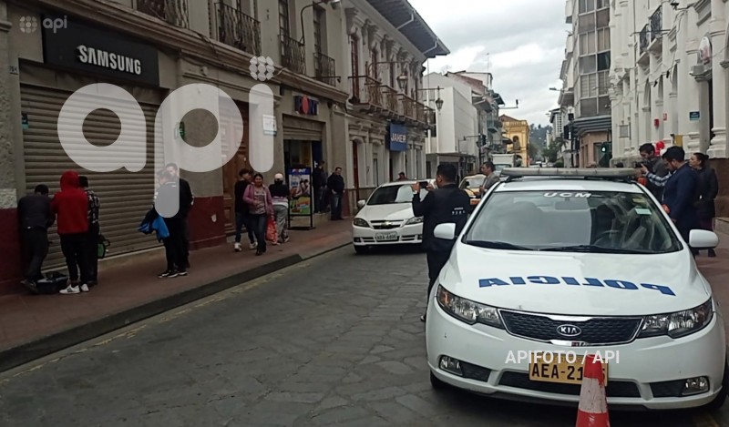 CUENCA-ASALTO-LOCAL COMERCIAL