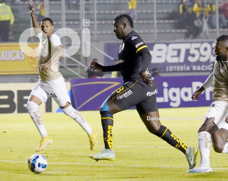 FBL-LIGAPROBET593-AUCAS-ORENSE