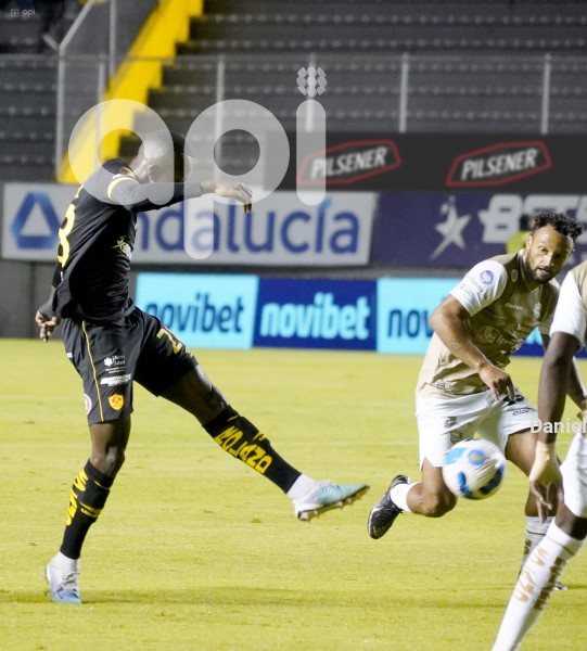 FBL-LIGAPROBET593-AUCAS-ORENSE