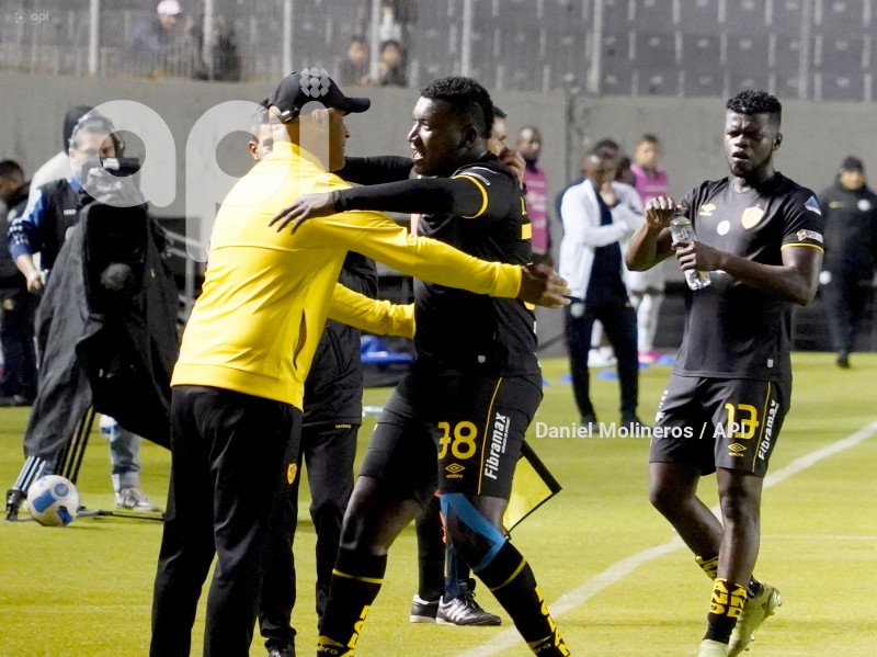 FBL-LIGAPROBET593-AUCAS-ORENSE