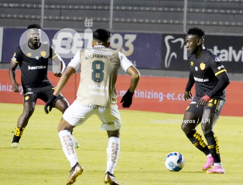 FBL-LIGAPROBET593-AUCAS-ORENSE