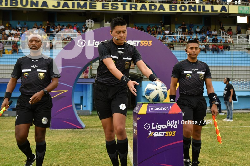 FBL-LIGAPRO-MANTA - IDV JRS