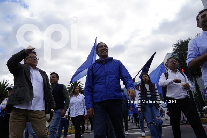 YAKU-PEREZ-RECORRIDO