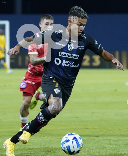 FBL-LIBERTADORES-INDEPENDIENTE-ARGENTINOS