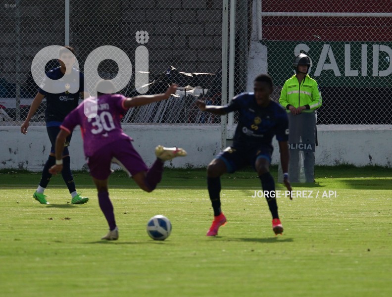 FBL-LIGA-PRO-BET593-SERIE-B-CHACARITAS-MANTA-