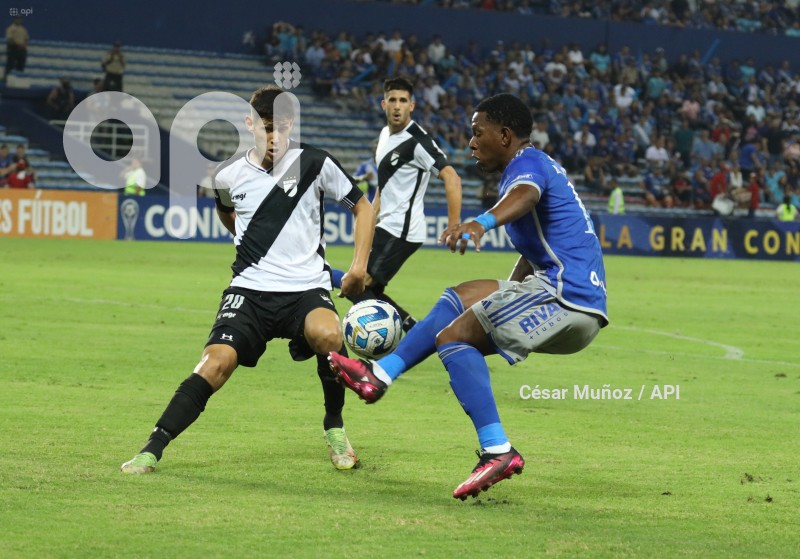 FBL-SUDAMERICANA-EMELEC-DANUBIO