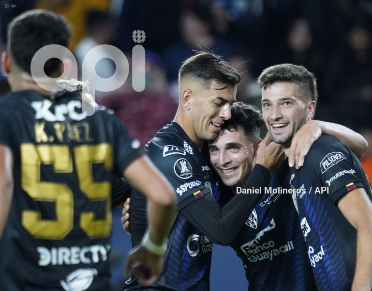 FBL-LIBERTADORES-INDEPENDIENTE-ARGENTINOS