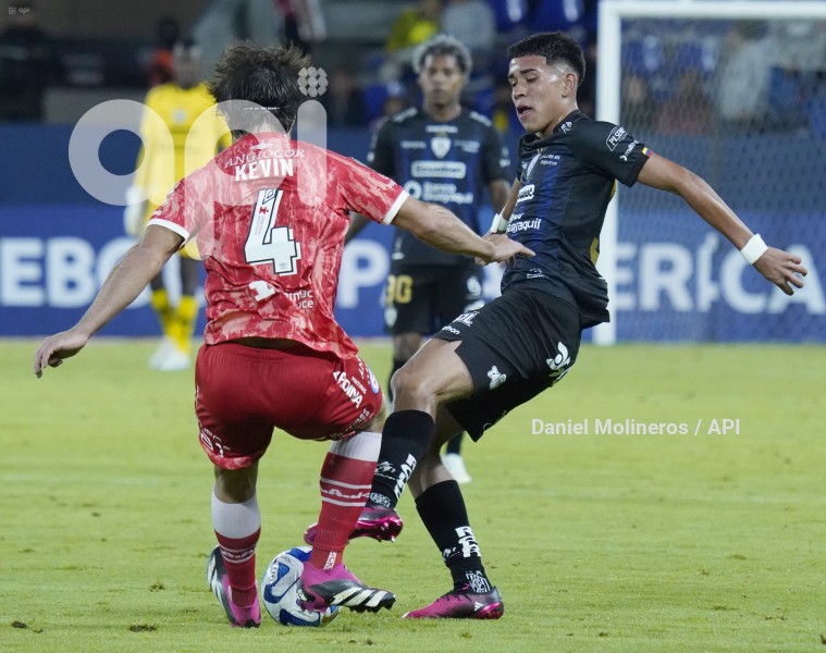 FBL-LIBERTADORES-INDEPENDIENTE-ARGENTINOS