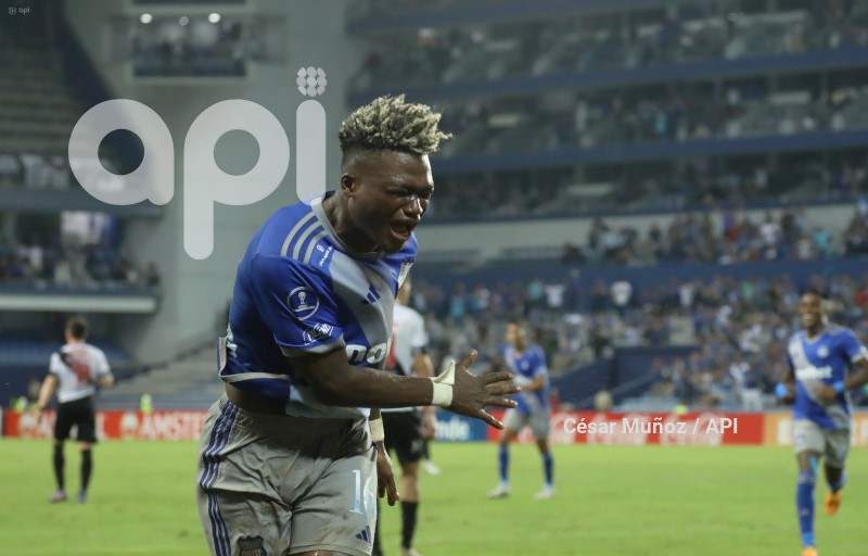 FBL-SUDAMERICANA-EMELEC-DANUBIO