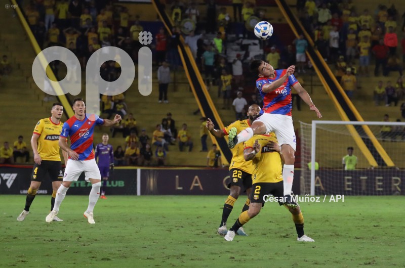 FBL-LIB-BARCELONA-CERRO PORTEÑO