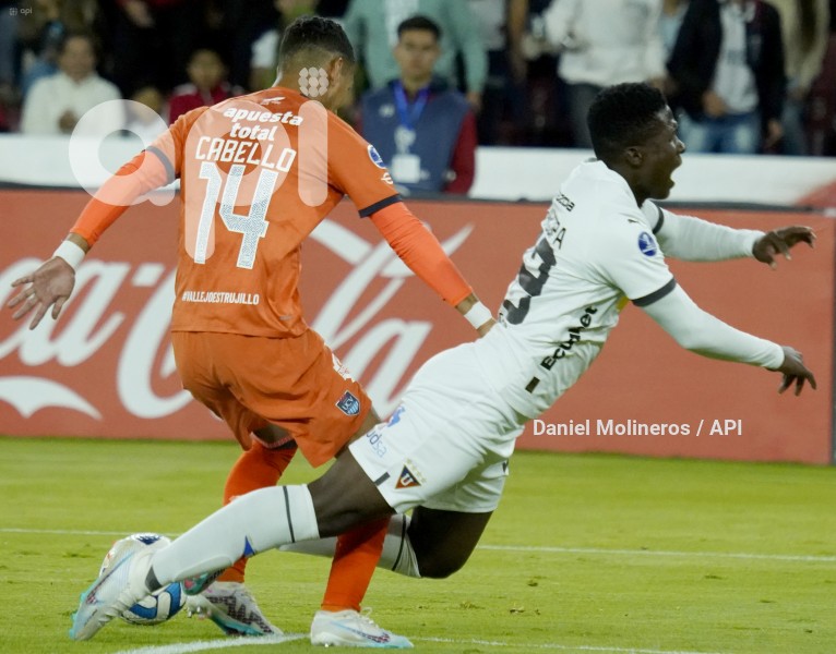 FBL-SUDAMERICANA-LIGA-CESARVALLEJO