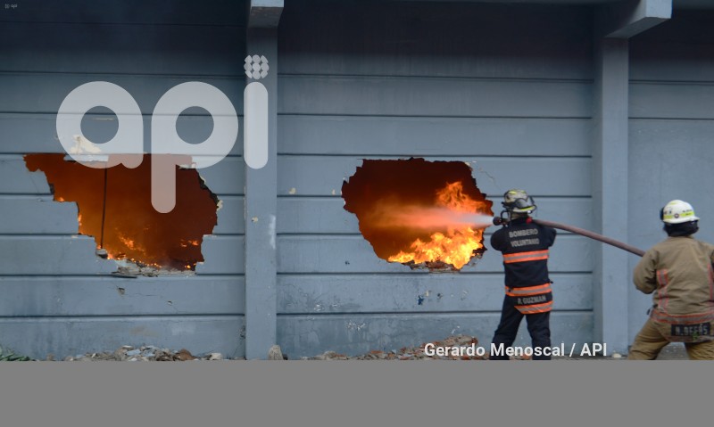 GYE-INCENDIO BODEGAS