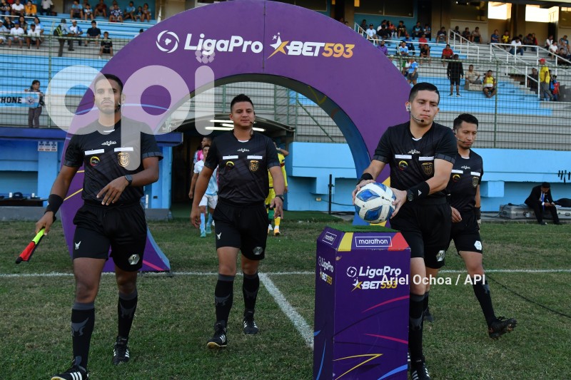 FBL-LIGAPRO-MANTA - VARGAS TORRES