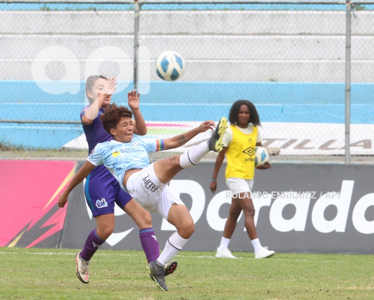 FBL-SUPERLIGA-FEMENINA-CATOLICA-NUSTAS