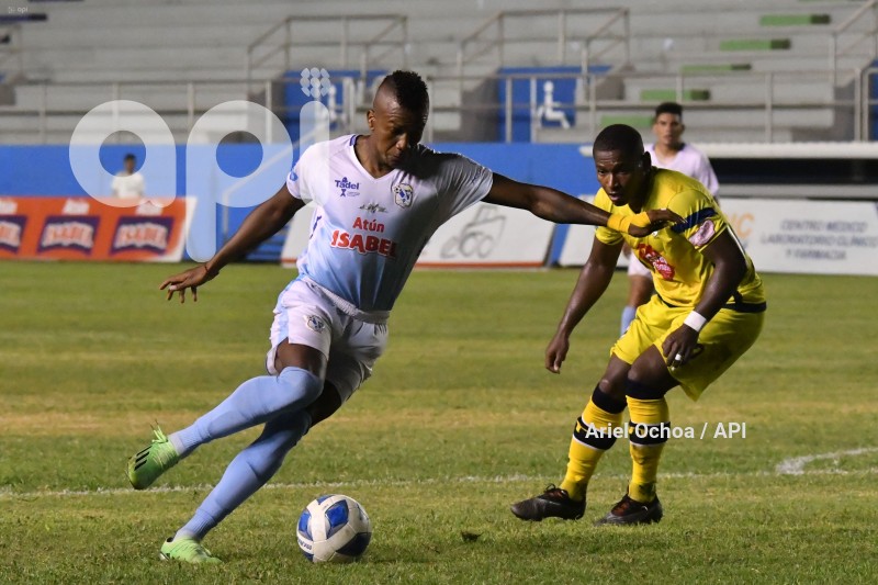 FBL-LIGAPRO-MANTA - VARGAS TORRES