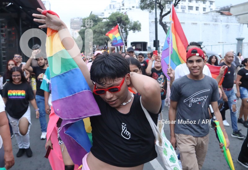 GYE-DESFILE ORGULLO