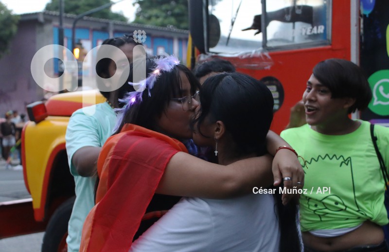 GYE-DESFILE ORGULLO
