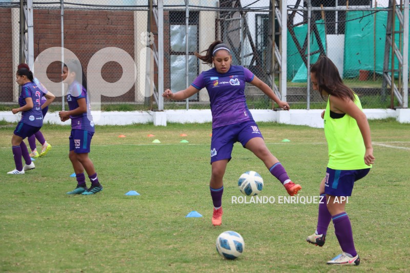 FBL-SUPERLIGA-FEMENINA-CATOLICA-NUSTAS