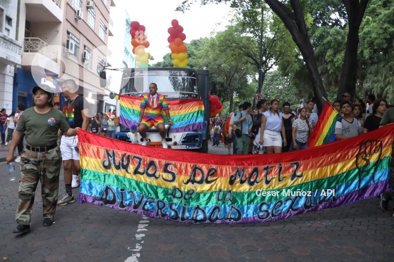 GYE-DESFILE ORGULLO