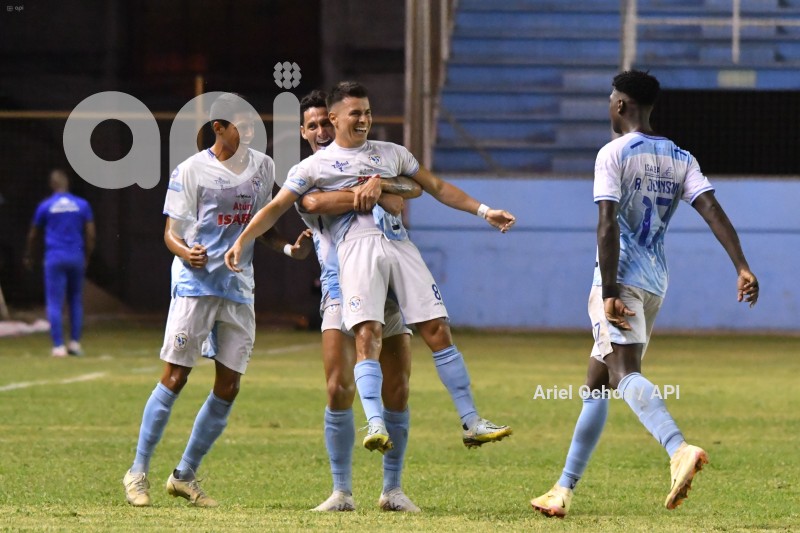 FBL-LIGAPRO-MANTA - VARGAS TORRES