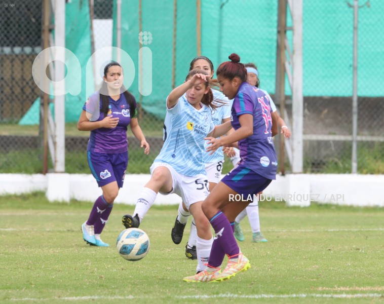 FBL-SUPERLIGA-FEMENINA-CATOLICA-NUSTAS