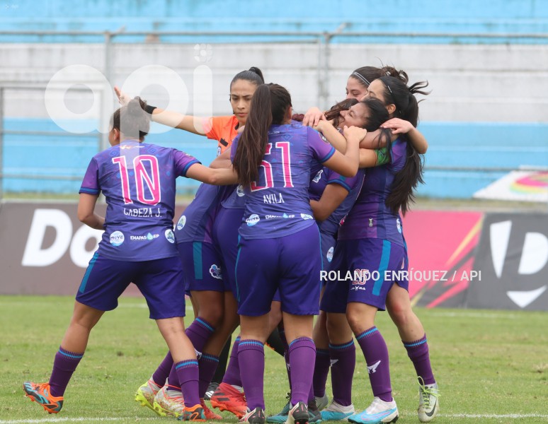 FBL-SUPERLIGA-FEMENINA-CATOLICA-NUSTAS