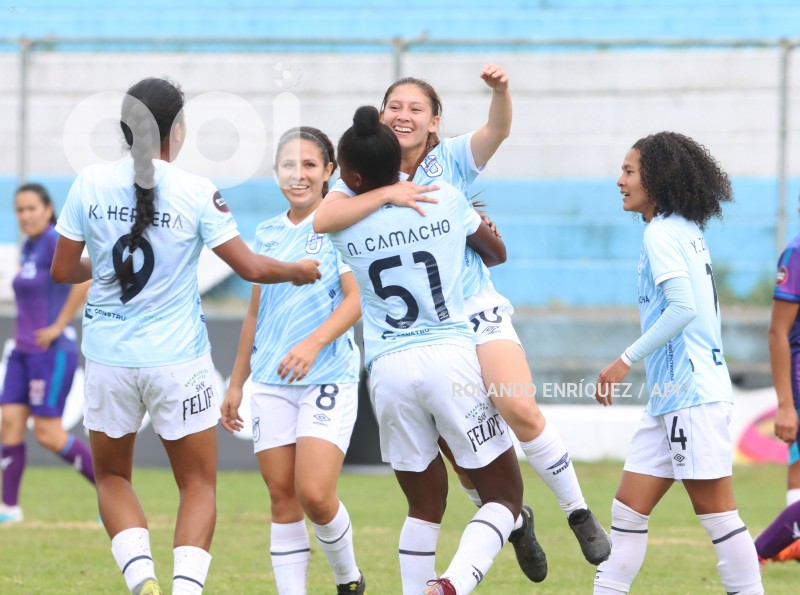 FBL-SUPERLIGA-FEMENINA-CATOLICA-NUSTAS