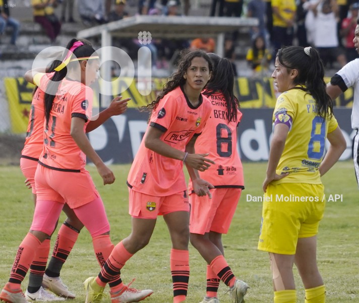 FBL-SUPERFEM-LEONES-BARCELONA