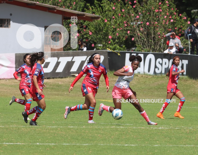 FBL-SUPERLIGA-FEMENINA-NACIONAL-NANAS