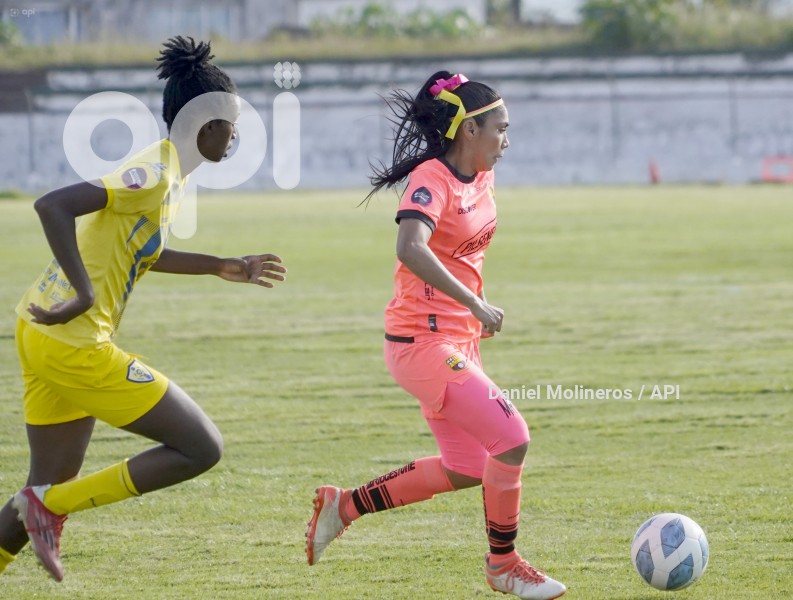 FBL-SUPERFEM-LEONES-BARCELONA
