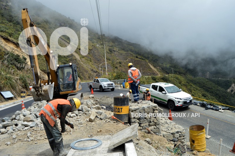 CUENCA-REAPERTURA VIA KM 49 MOLLETURO-EL EMPALME