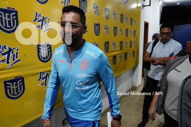 FBL-ANDRES-USME-TRIFEMENINA