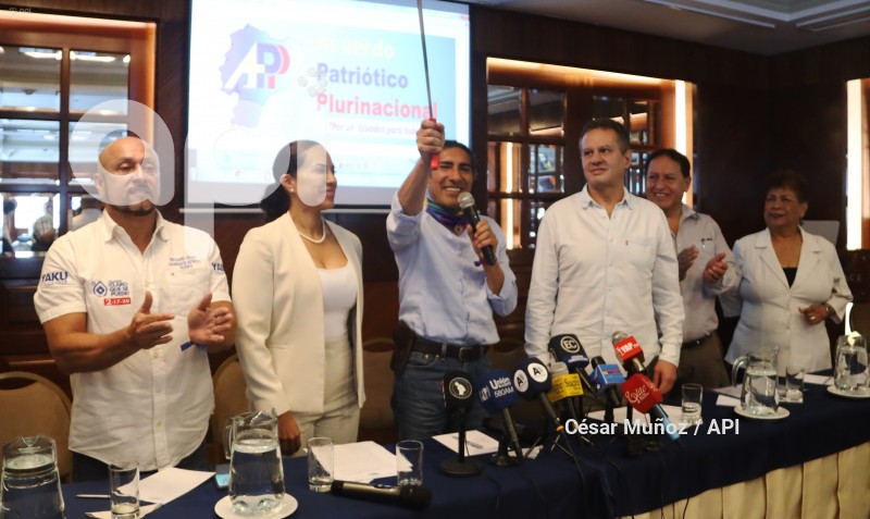 GYE-APOYO YAKU PEREZ
