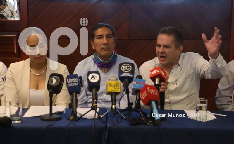 GYE-APOYO YAKU PEREZ