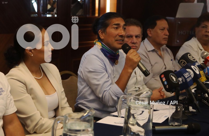 GYE-APOYO YAKU PEREZ