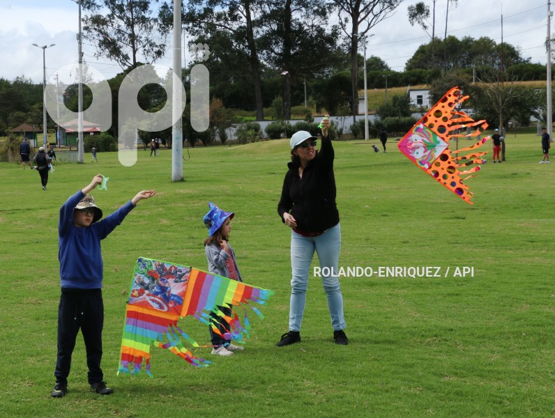 VACACIONES-VERANO-QUITO-VALLES