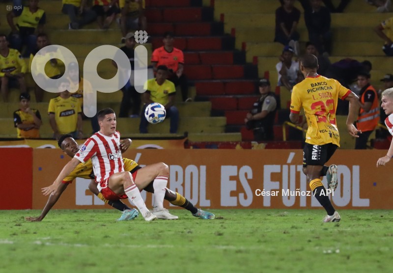 FBL-SUDAMERICANA-BARCELONA-ESTUDIANTES