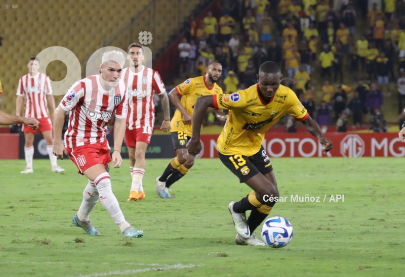 FBL-SUDAMERICANA-BARCELONA-ESTUDIANTES