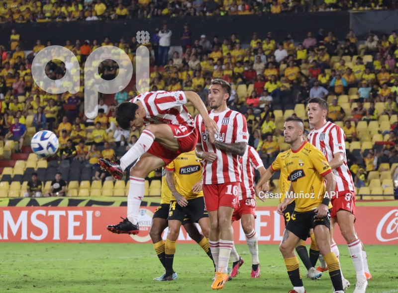 FBL-SUDAMERICANA-BARCELONA-ESTUDIANTES