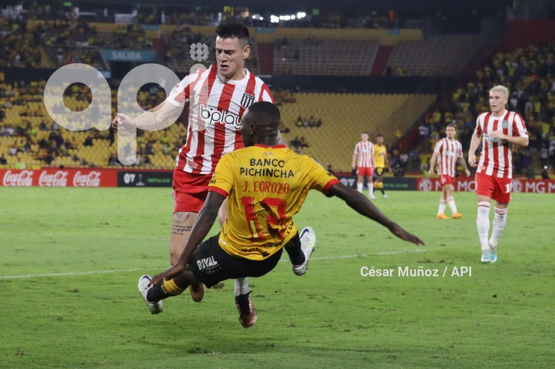 FBL-SUDAMERICANA-BARCELONA-ESTUDIANTES