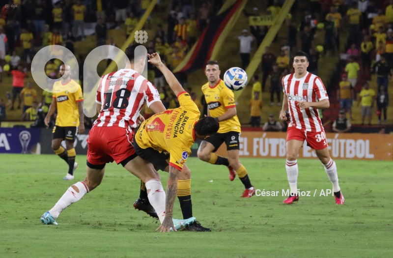 FBL-SUDAMERICANA-BARCELONA-ESTUDIANTES