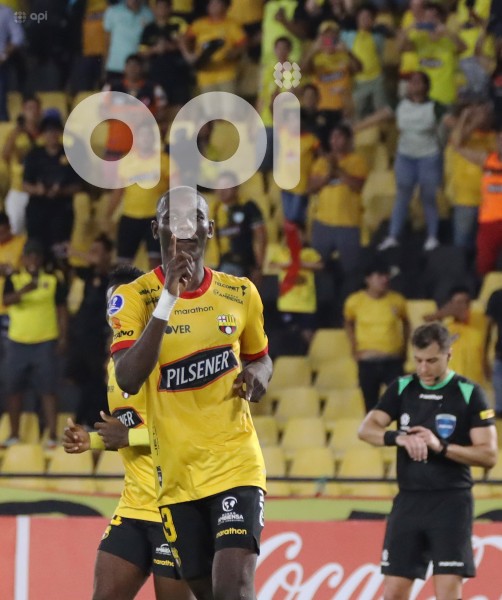 FBL-SUDAMERICANA-BARCELONA-ESTUDIANTES