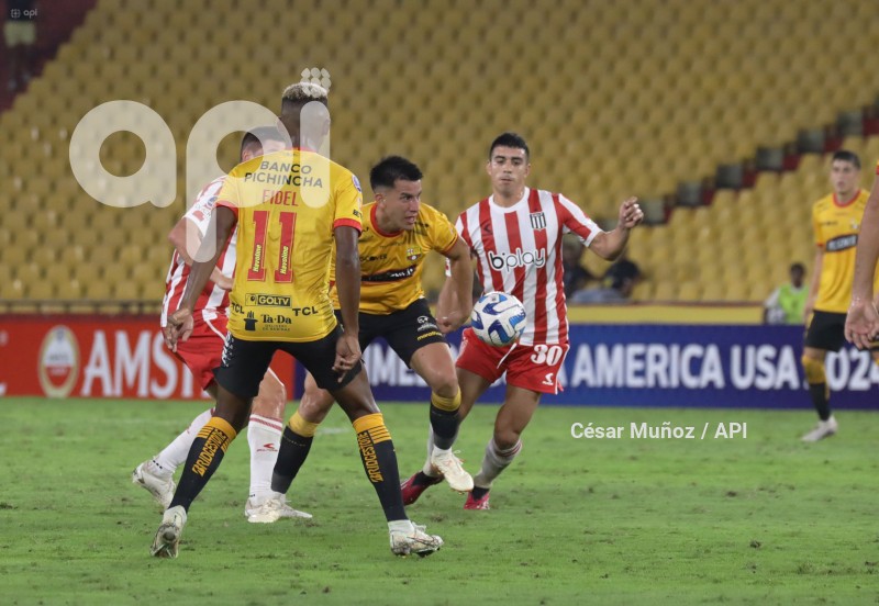 FBL-SUDAMERICANA-BARCELONA-ESTUDIANTES
