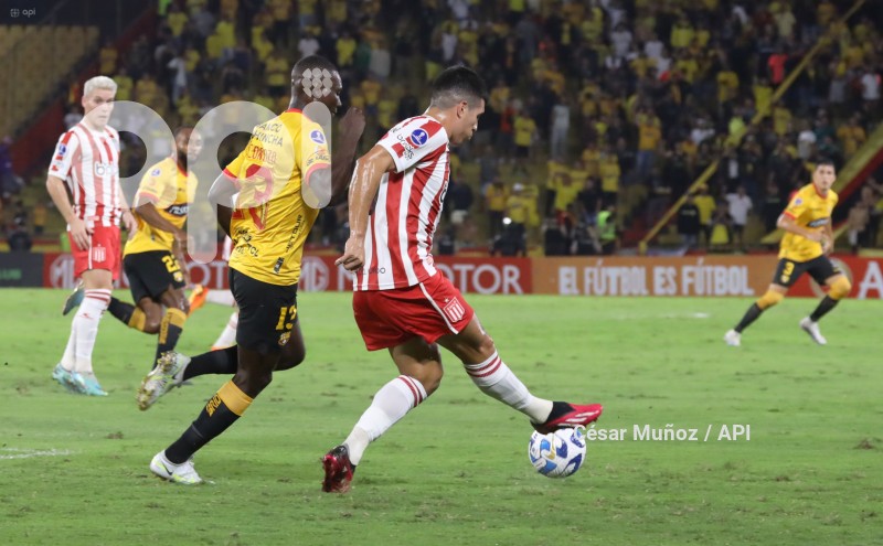 FBL-SUDAMERICANA-BARCELONA-ESTUDIANTES