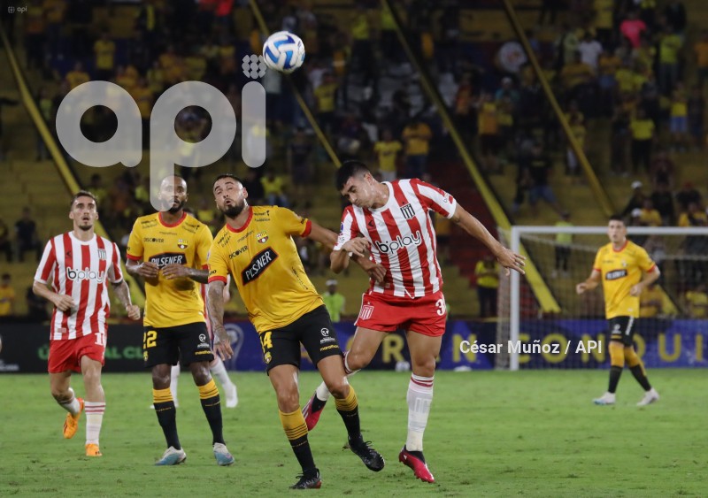 FBL-SUDAMERICANA-BARCELONA-ESTUDIANTES