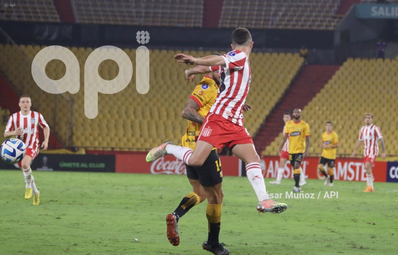 FBL-SUDAMERICANA-BARCELONA-ESTUDIANTES