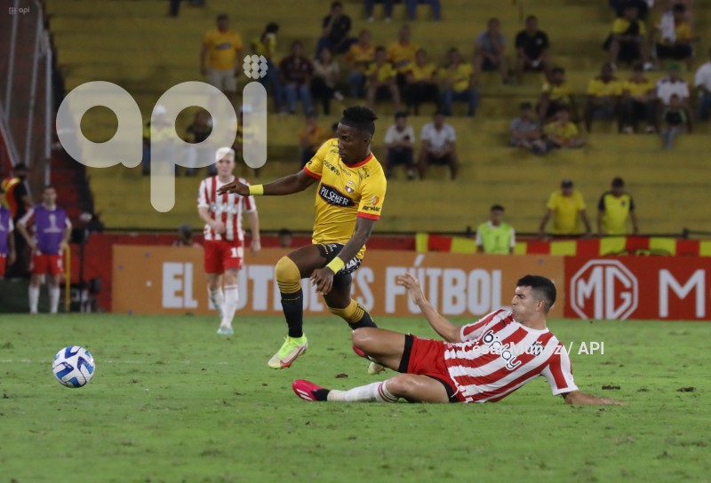 FBL-SUDAMERICANA-BARCELONA-ESTUDIANTES
