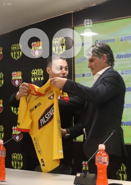 GYE-DIEGO LOPEZ-DT BARCELONA