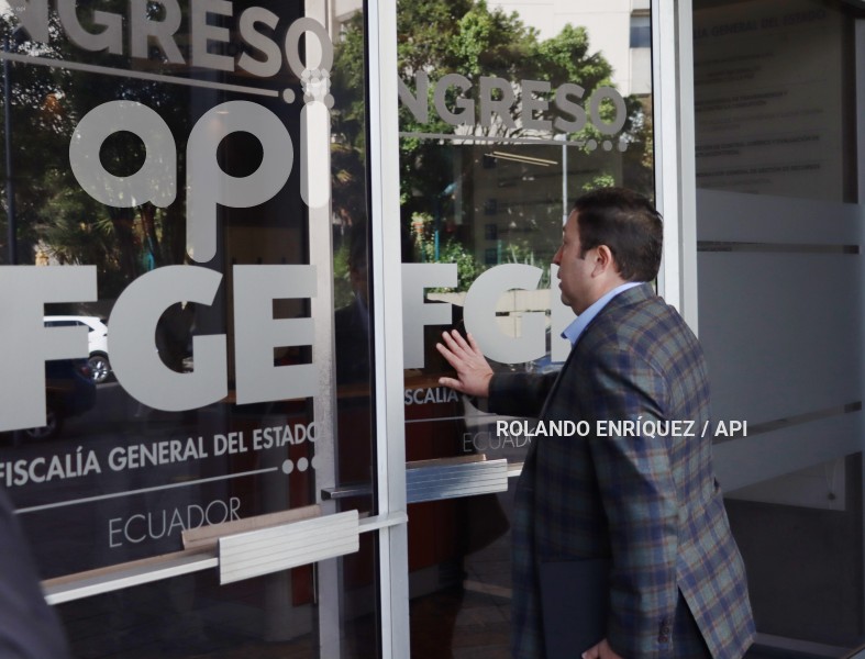 PERITO-MEZA-FISCALIA-GENERAL